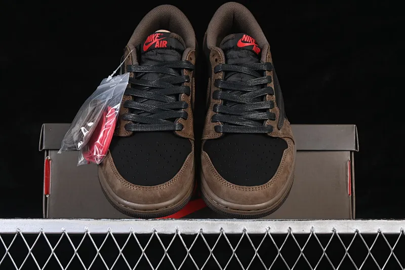 All Categories Air Jordan Jordan Series Basketball Shoes Air Jordan 1 Low Travis Scott x Air Jordan 1 Low OG AJ1 Joe 1 Joint Overhead CQ4277-001